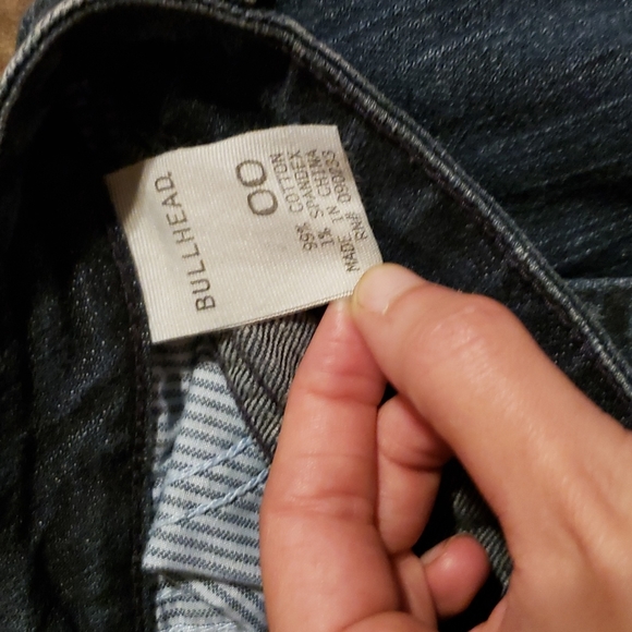 Bullhead shorts size 00 - Picture 3 of 3